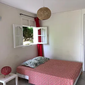Launa - 5 Lotissenent Tolbiac 2 Route De La Regrettee 97114 - Rivieres Appartement